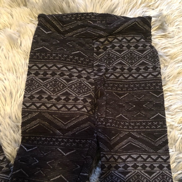 H&M leggings! - Picture 3 of 6